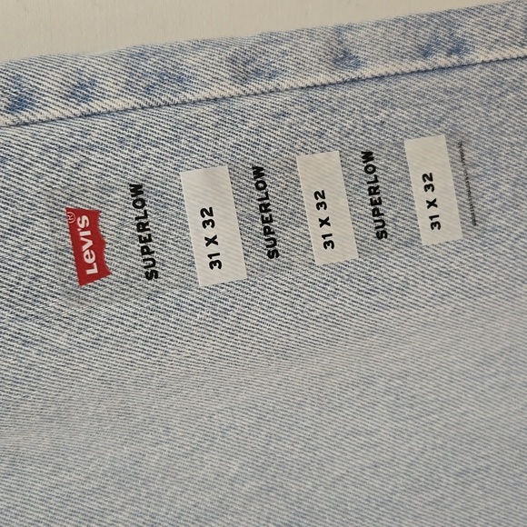 Levi's SuperLow Loose Fit Jeans Baggy Size 31 X 32 Wide Leg Light Wash Low Rise - Picture 9 of 16